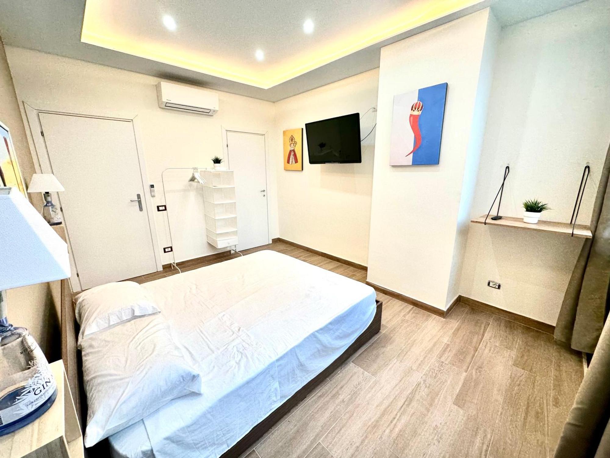 Vespucci Rooms Неаполь Экстерьер фото